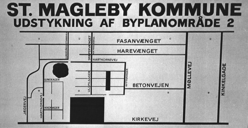 December 1972. Hartkornsvej var afspærret, da man anlagde tunnel ved Lundegårds Strandvej. Tilkørsel via Den tyske Rullebane eller midlertidigt via Skippervænget. Foto: DB Arkiv