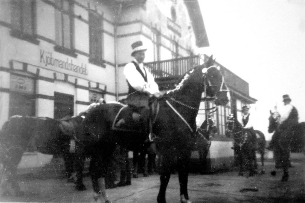 1951ca org Lily E | foto fra dragørnews.dk