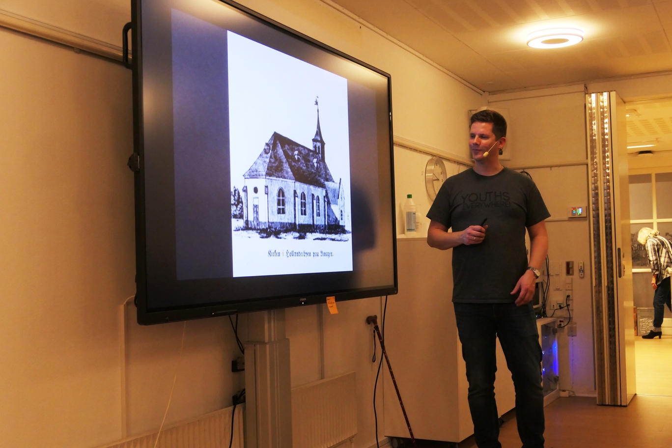 Michael Hawkins var også blev lokket til at fortælle lidt "unyttig" historie om Dragør. Foto: DInes Bogø