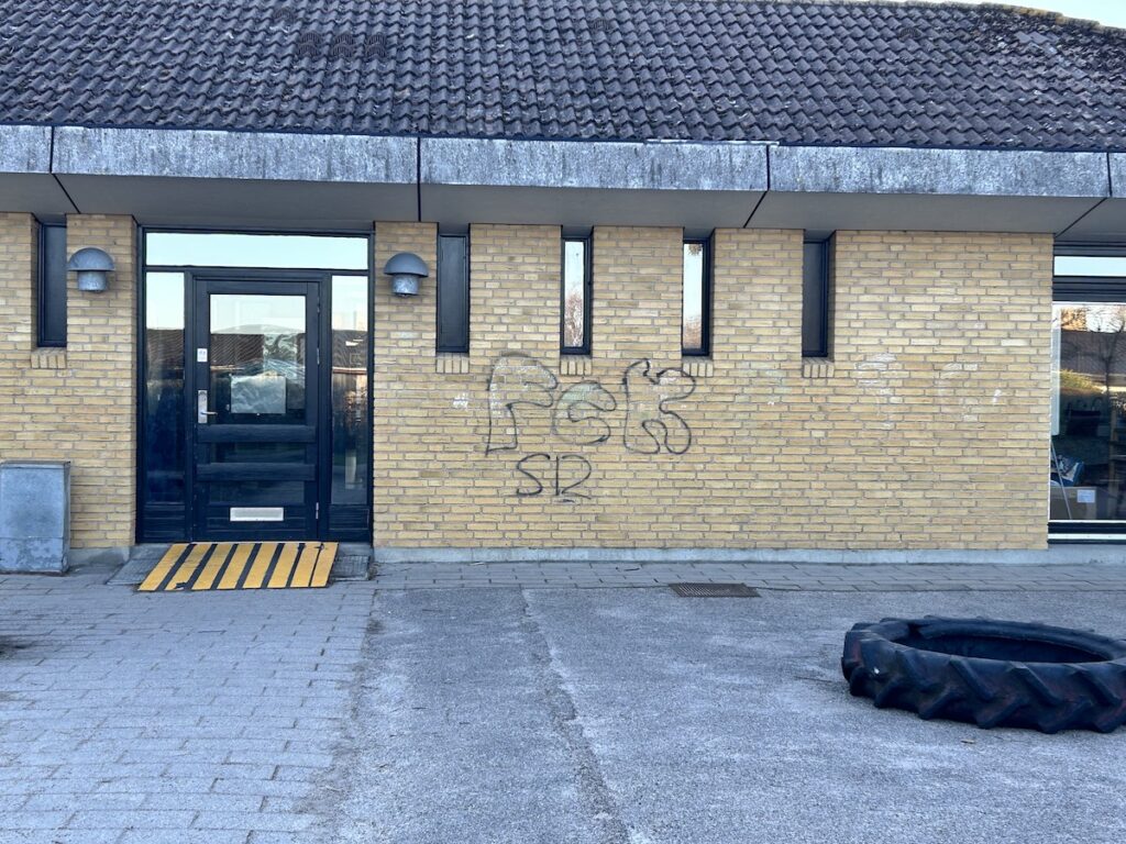 Grafitti i Dragoer 00005 | foto fra dragørnews.dk