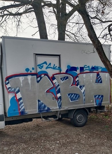 Graffiti på en fragtvogn på Amager. Privatfoto.